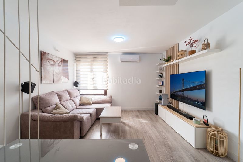 Foto 6ac7fbfc-e555-4f1a-b379-c1d8f7499942. Dúplex amb calefacció piscina a Sevilla la Nueva