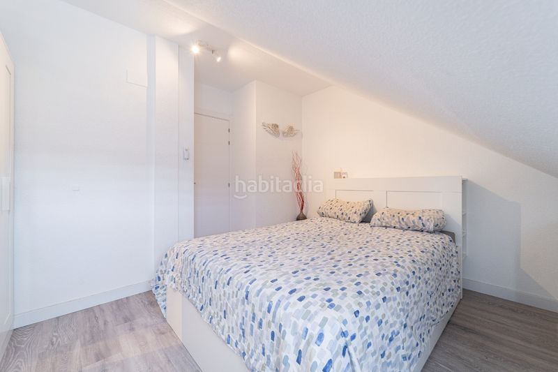 Foto 9d9696c3-1227-437d-a236-49211cda2ebd. Dúplex amb calefacció piscina a Sevilla la Nueva