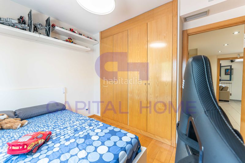Foto 4f446a4a-f167-4d31-869f-4e04ccda5bed. Casa aparellada amb calefacció aparcament piscina a Navalcarnero