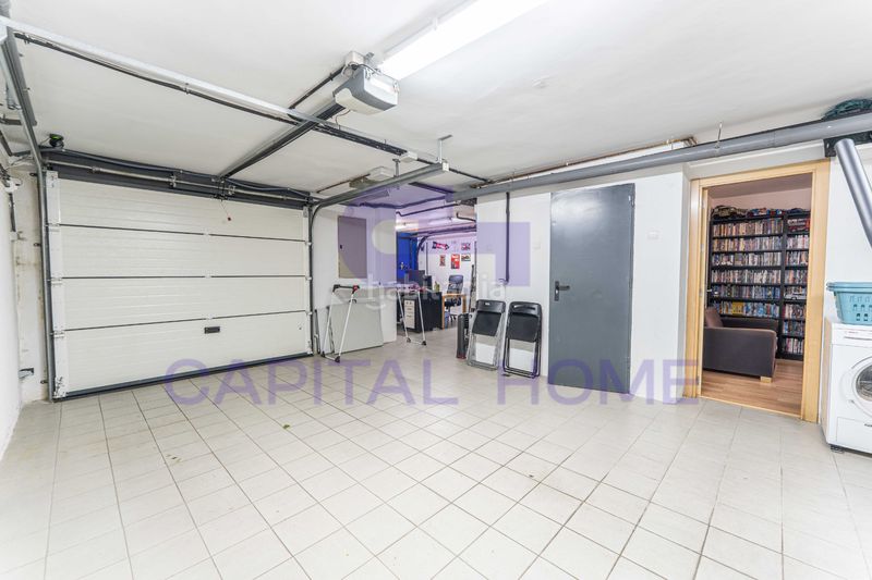 Foto b31275c3-e27d-4866-a598-7d15d866d733. Casa aparellada amb calefacció aparcament piscina a Navalcarnero
