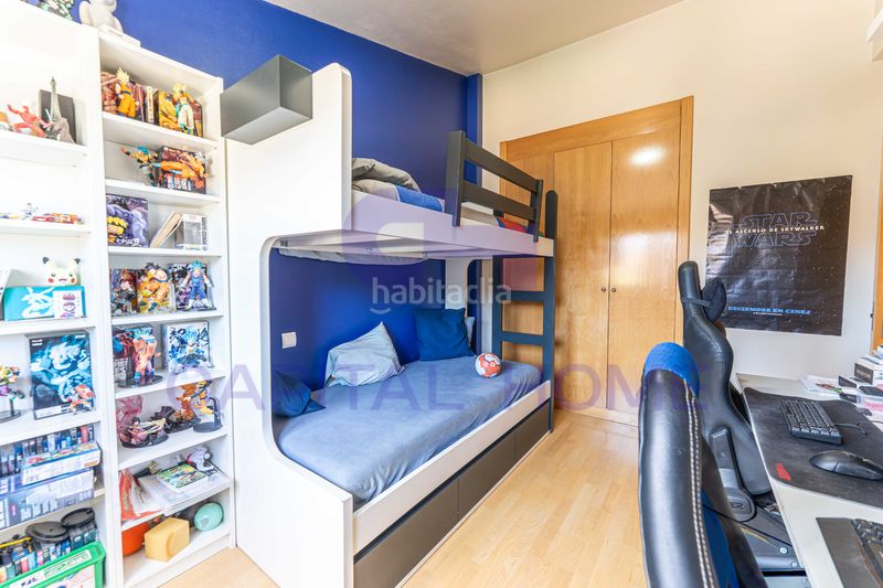 Foto e914c84f-168d-4a09-b9f4-dde8f4e2d889. Casa aparellada amb calefacció aparcament piscina a Navalcarnero