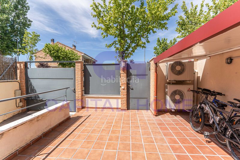 Foto f083b2c9-2803-40e5-a9e7-4149be2cfd6a. Casa aparellada amb calefacció aparcament piscina a Navalcarnero