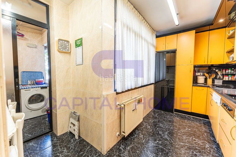 Foto 58bf3218-f4c6-4c7d-9609-47e68f62a1a1. Pis amb calefacció aparcament a Prosperidad Madrid