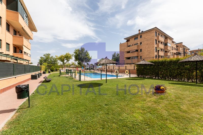 Foto d52a1707-659d-4f14-b3ce-a9df9a2baa25. Dúplex amb calefacció aparcament piscina a La Dehesa - El Pinar Navalcarnero