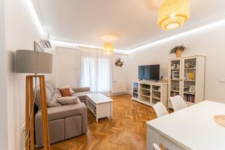 Flat in Suroeste - Zona Hospital