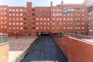Pis  Calle los pinos. Oportunidad en retamas : piso reformado y listo para entrar