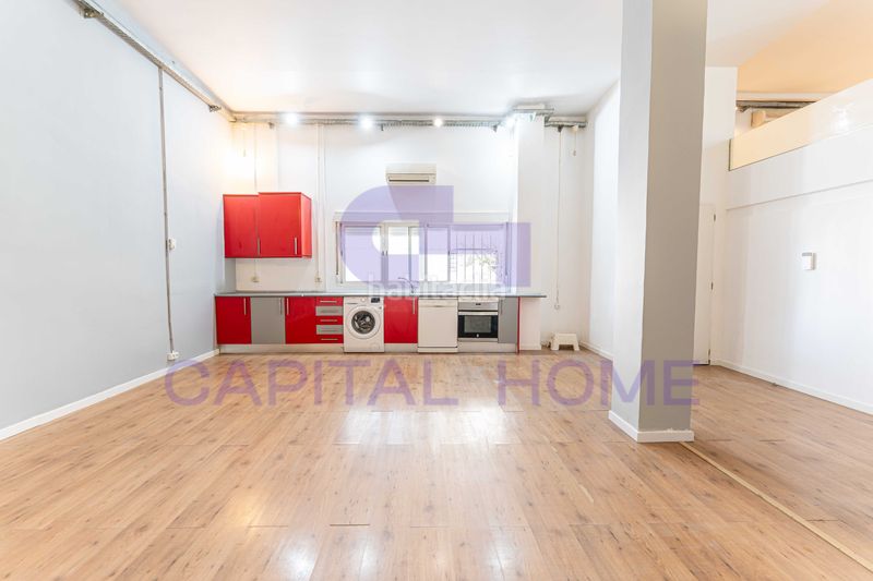 Foto a9e256e3-3c12-4e53-81d2-8910bbdd6854. Pis a Centro Navalcarnero