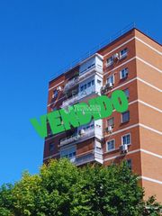 Pis a Zarzaquemada. Piso en venta en leganés
