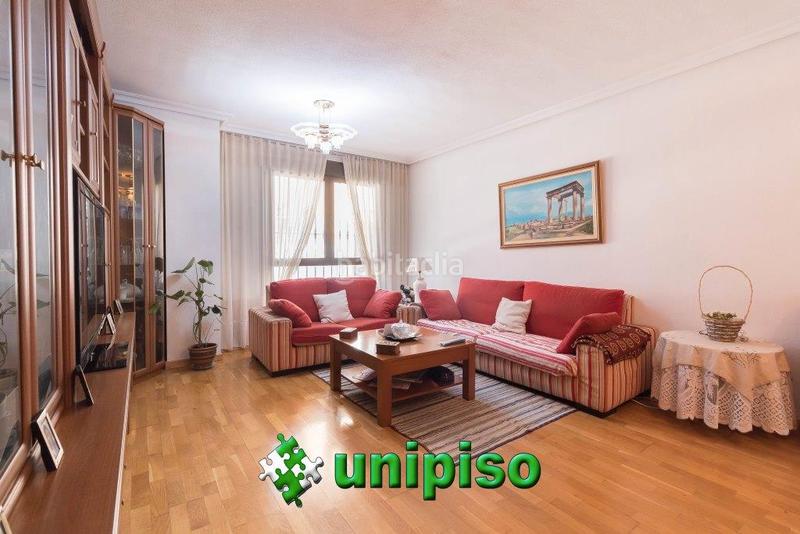 Foto b6b6bade-6a33-4a6c-8a6a-6608e84cabcb. Piso en San Nicasio Leganés