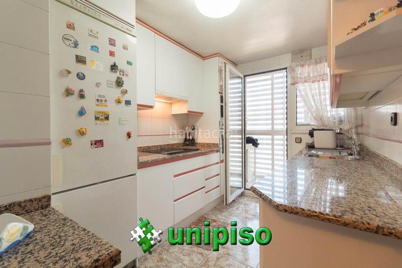 Foto f9aa7d67-2d73-4e3a-a62f-f6b40443ad99. Appartement avec chauffage piscine dans El Carrascal Leganés