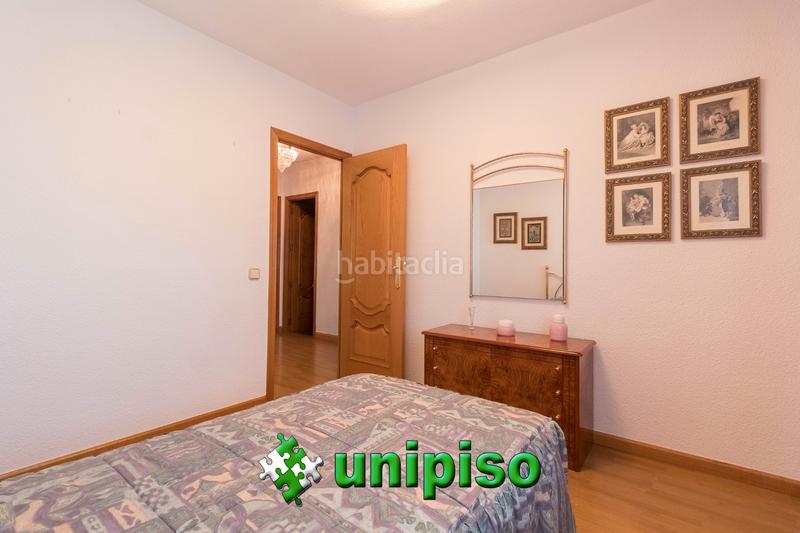 Foto 875322c4-27d6-4ca4-8057-74fc7aa81089. Casa adossada amb calefacció aparcament piscina a Leganés
