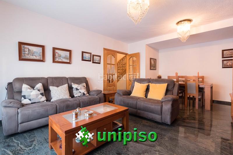 Foto 126f62d2-e502-4358-862f-8295f9602a59. Maison jumelée avec chauffage parking piscine dans Valdepelayo-Montepinos-Arroyo Culebro Leganés