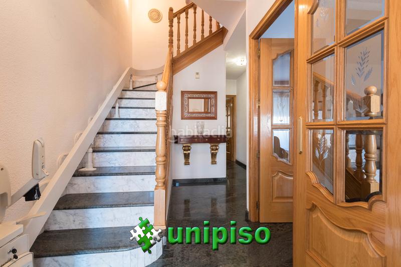 Foto cba1d75b-e583-4454-80df-ec240ba2a027. Maison jumelée avec chauffage parking piscine dans Valdepelayo-Montepinos-Arroyo Culebro Leganés