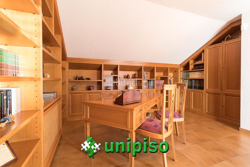 Foto 584411b2-f8c1-4358-89b9-91d1500ede10. Semi detached house with heating parking pool in Valdepelayo-Montepinos-Arroyo Culebro Leganés