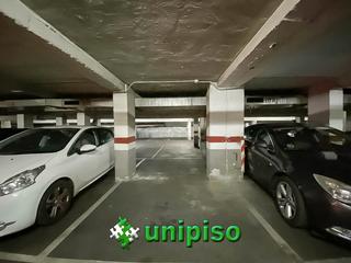 Posto auto in La Serna