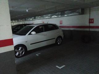 Aparcament cotxe  Carrer del doctor august pi i sunyer. Plaza de parking en pedralbes