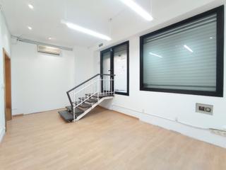 Rent Business premise  Carrer de teodora lamadrid. Local comercial en teodora lamadrid