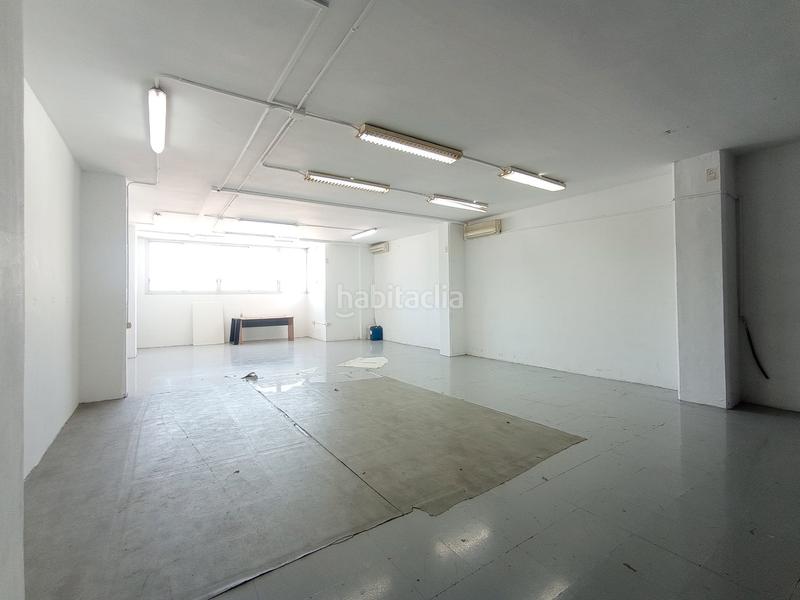 Foto f4b20336-301e-481a-aba7-f8caa9496fb2. Alquiler oficina /almacén en alquiler en zona industrial hospitalet en Hospitalet de Llobregat (L´)