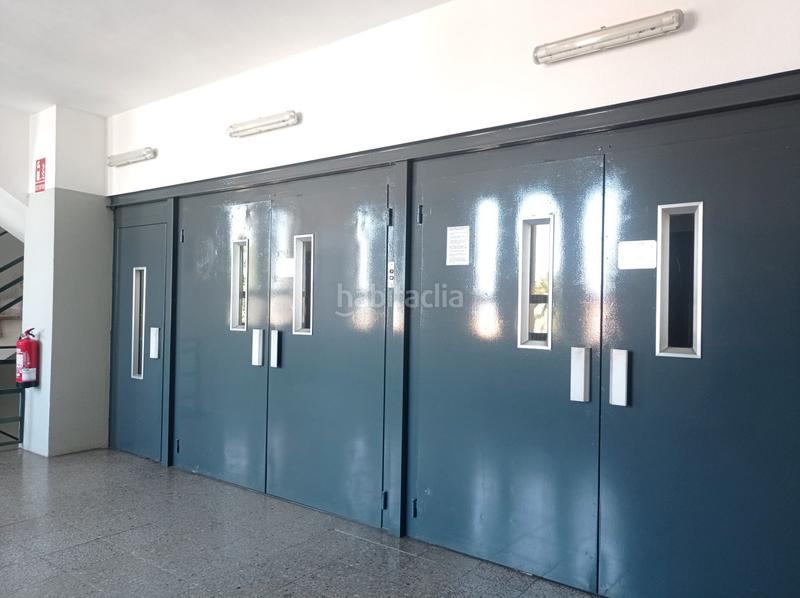 Foto 55513651-3e62-4d4a-88e8-cdbe764aeecd. Location bureau dans Centre Hospitalet de Llobregat (L´)