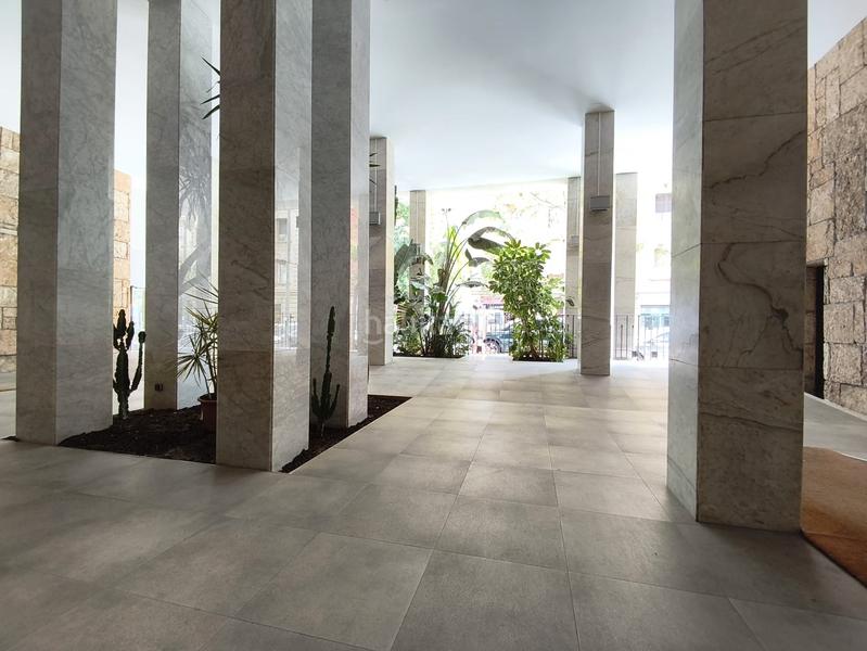 Foto d51cf319-e23a-41e1-ac28-d51f80071e06. Office space in Sarrià Barcelona