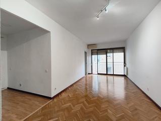 Appartement  Rambla de badal. Piso en la bordeta de sants