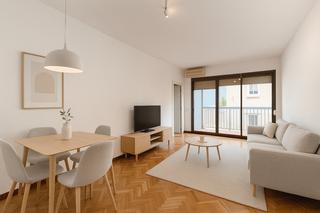 Flat  Rambla de badal. Piso en la bordeta de sants