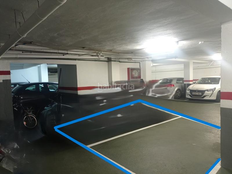 Foto 2b600d5e-4cb5-4267-84aa-d02cb88d7cdc. Autoparkplatz in Vila de Gràcia Barcelona