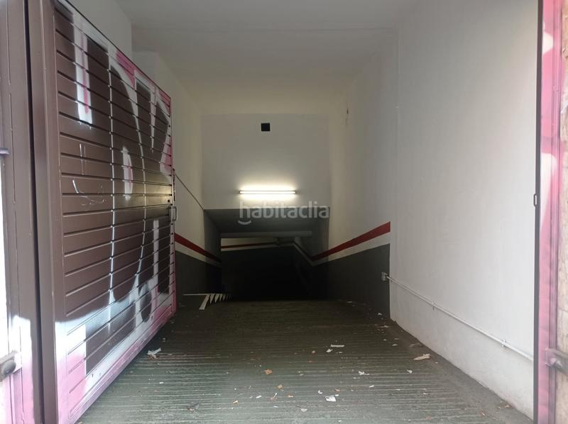 Foto 7e55ac0e-1dbd-475f-ac32-999d1fe5d41d. Autoparkplatz in Vila de Gràcia Barcelona