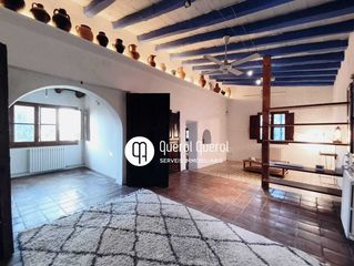 Casa  Avinguda del camí pla. Casa rústica en sitges muy especial y única