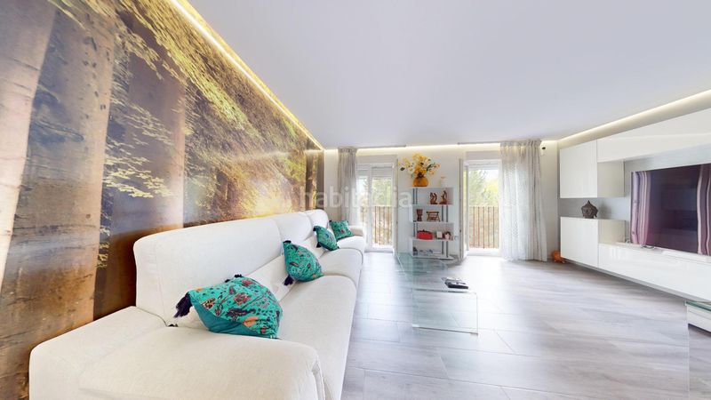 Foto 17101be7-a5a3-4fbc-b371-54d021e8f6ac. Pis a Entrevías Madrid