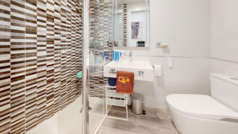 Foto 25e32ee3-5630-4f8a-b11e-bb5e3bee1659. Pis a Entrevías Madrid