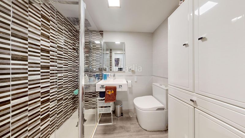 Foto 4fda82b9-bc74-4c8c-9e2a-47a0c5d659e5. Pis a Entrevías Madrid