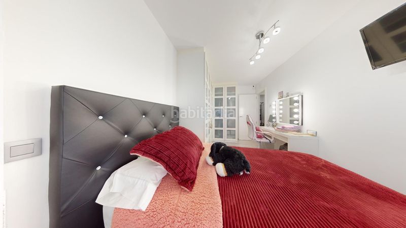 Foto e073aa26-04e4-4cb5-9104-ac1f419984c6. Pis a Entrevías Madrid