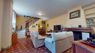 Casa adossada  Calle ildefonso martinez. Casa con fachada historica  211 m2