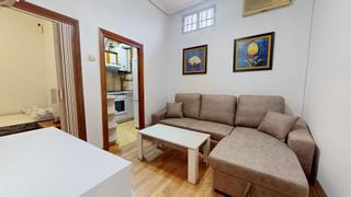 Appartement  Calle sombrereria. Vivienda en venta de dos habitaciones en lavapiés