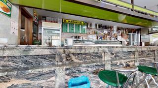 Business premise  Calle pont de molins. Venta de restaurante en activo  3 locales  pont de molins