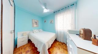 Pis  Calle pont de molins. Piso en venta en portazgo, madrid  oportunidad nica