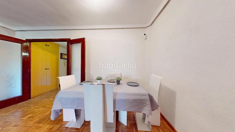 Foto 09564bb4-1bd7-4454-a51e-e86965889fb8. Pis amb calefacció a Palomeras Sureste Madrid