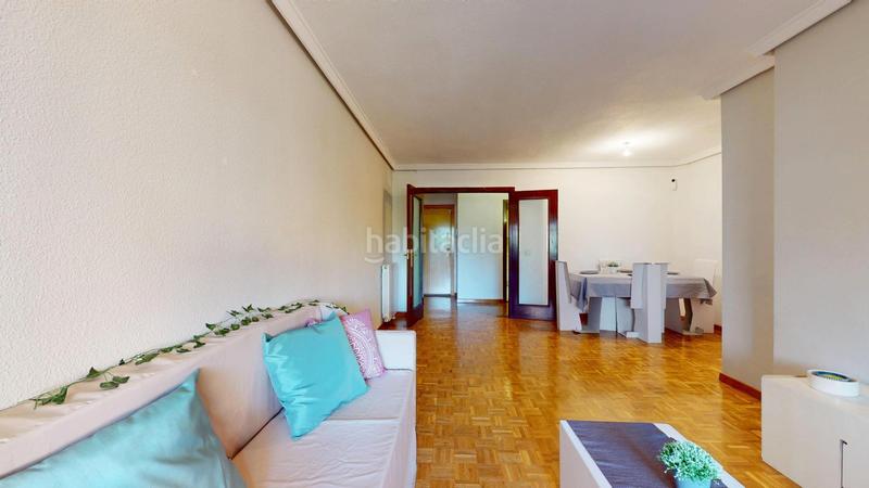 Foto 40cf4aa6-81f1-40b5-8145-7fa3894967bd. Pis amb calefacció a Palomeras Sureste Madrid