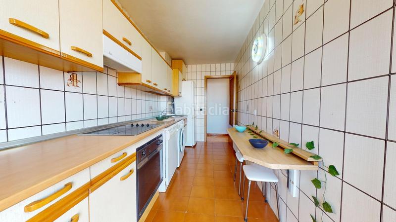 Foto 63f37a26-d69f-43f1-a82f-09da07abbd13. Pis amb calefacció aparcament a Numancia Madrid