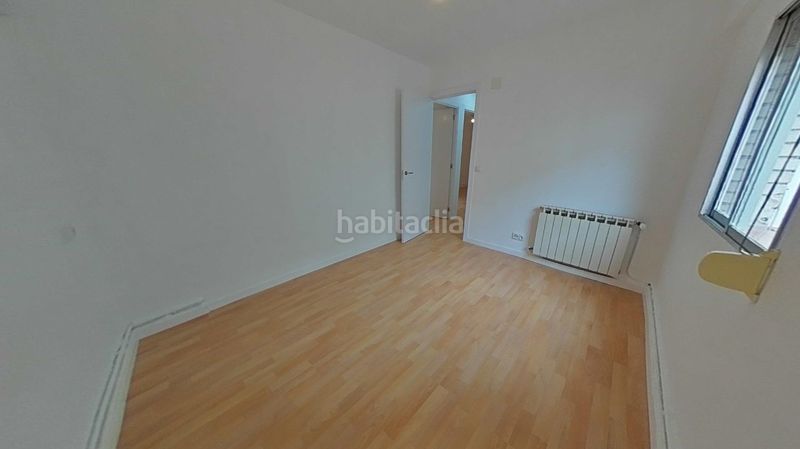 Foto acef0da4-1bc9-4aab-a6b2-49944da8f3f8. Pis a San Isidro Getafe