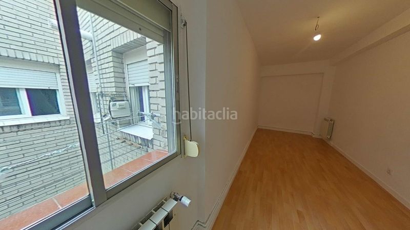 Foto eb021626-6695-4383-918b-86d03da73fb6. Pis a San Isidro Getafe