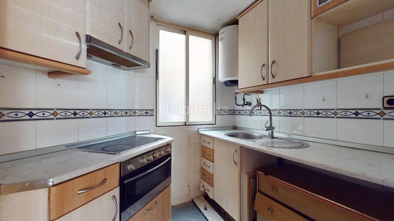 Foto 3ca6fe54-ca18-4d25-afc6-39c5d933c4dc. Pis amb calefacció a Hellín Madrid