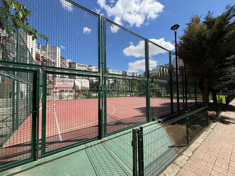 Foto b8ee9fc5-cf2a-485b-9858-3448655f671b. Pis amb aparcament piscina a Valdebernardo-Valderribas Madrid