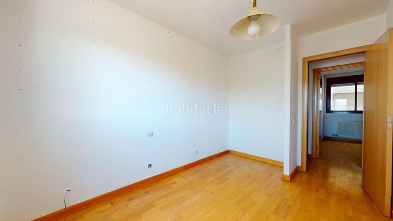 Foto f4f5c19b-97b2-4783-b87c-641be609e7d5. Pis amb aparcament piscina a Valdebernardo-Valderribas Madrid