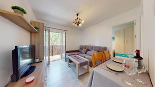 Flat  Calle san claudio. Vivienda de 3 dormitorios en vallecas.
