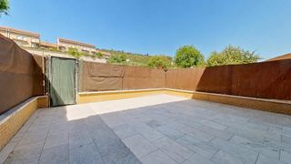 Pis  Florentino fernandez. Acogedor piso en sacedón, guadalajara  ideal para familias