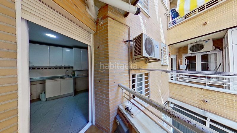 Foto e24f0f33-f347-4621-91bb-d8e4dabfdbc6. Pis amb piscina a Centro Getafe