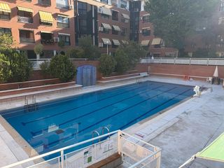 Pis a Calle LA CENICIENTA