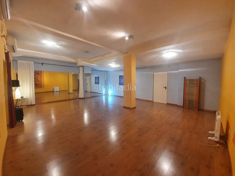 Foto 291f5dcd-5f47-4345-868b-3fd64bd82b5e. Locale commerciale in Jardín de los Reyes-Parque Real Escorial (El)